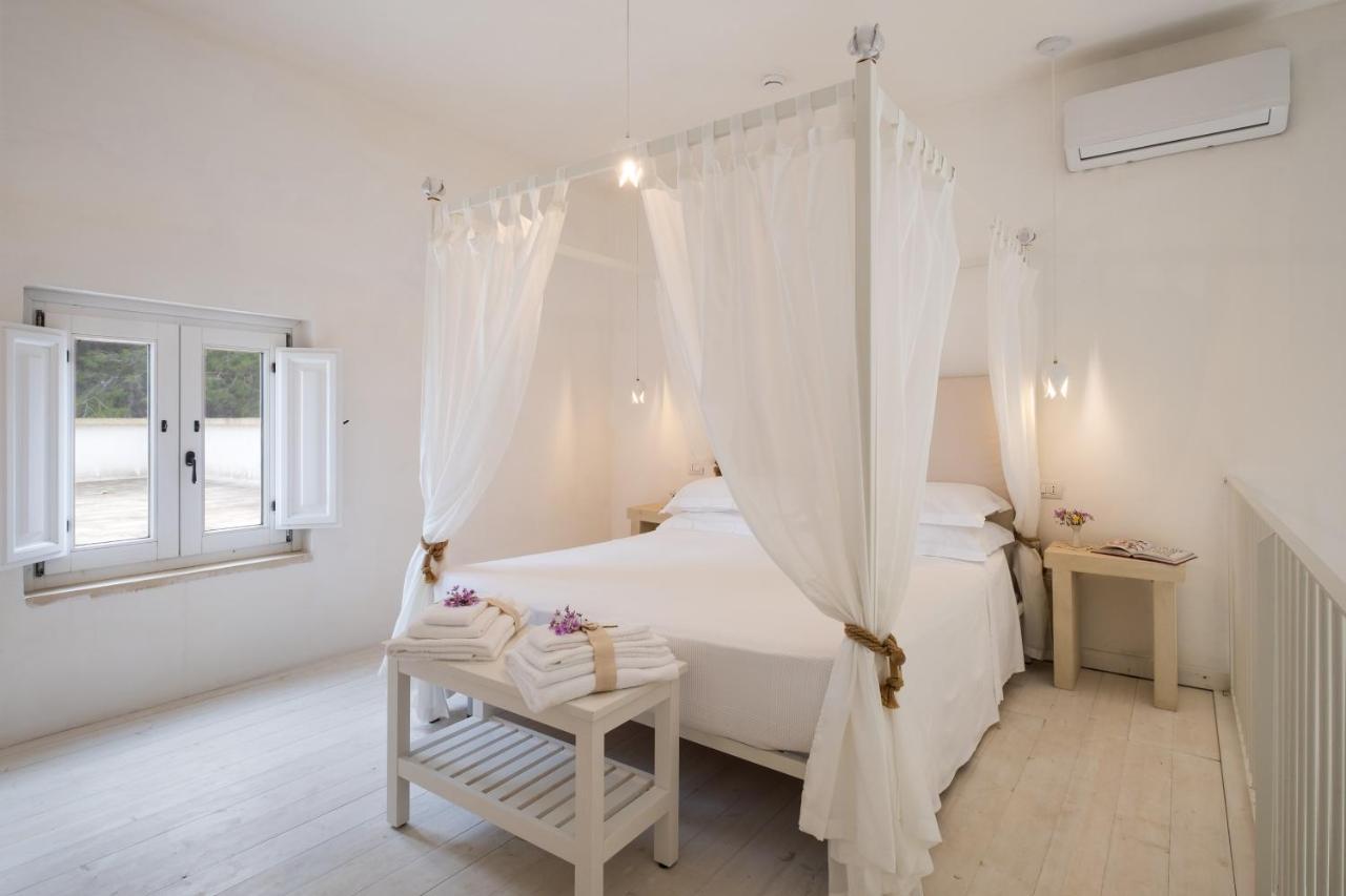 Masseria Rauccio Torre dell'Orso Esterno foto