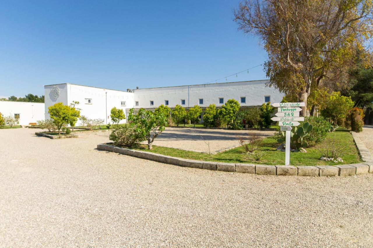 Masseria Rauccio Torre dell'Orso Esterno foto
