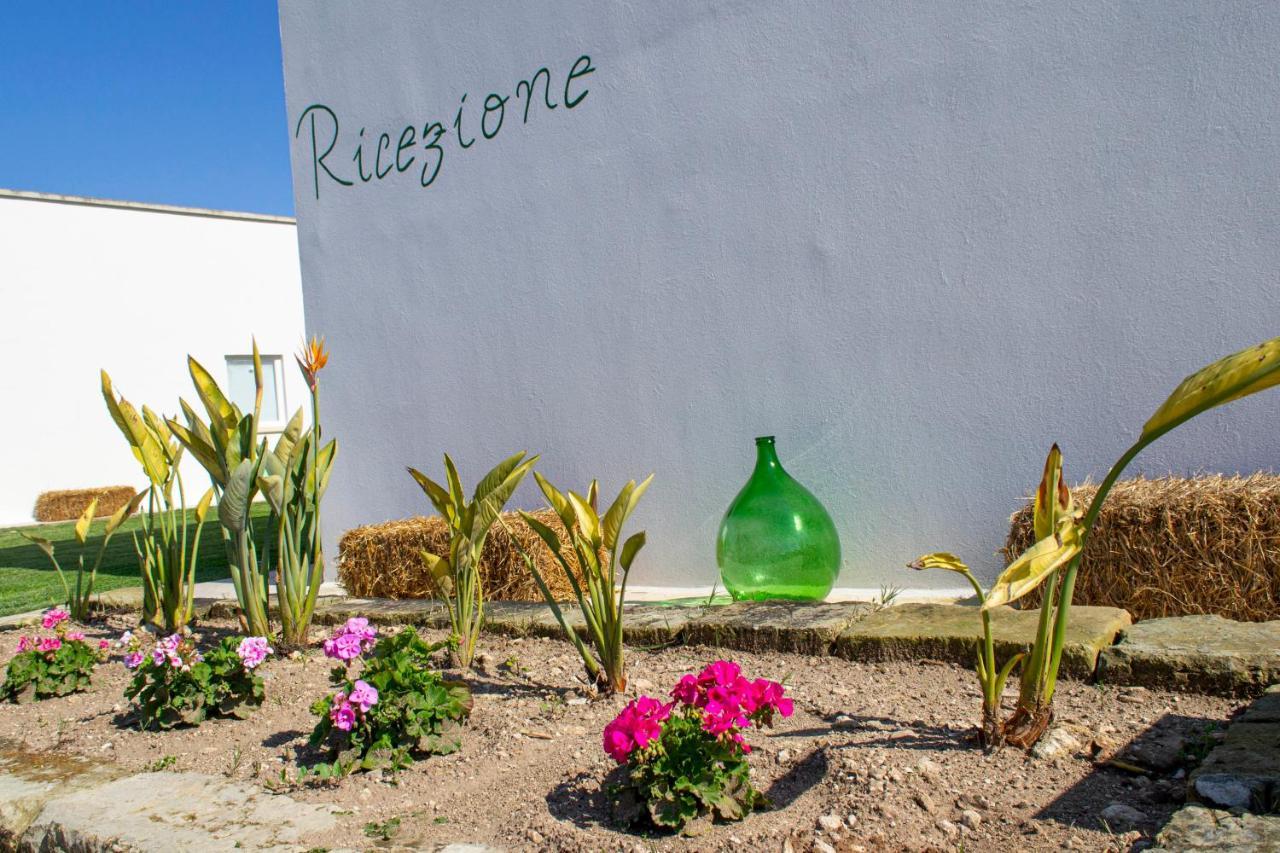 Masseria Rauccio Torre dell'Orso Esterno foto
