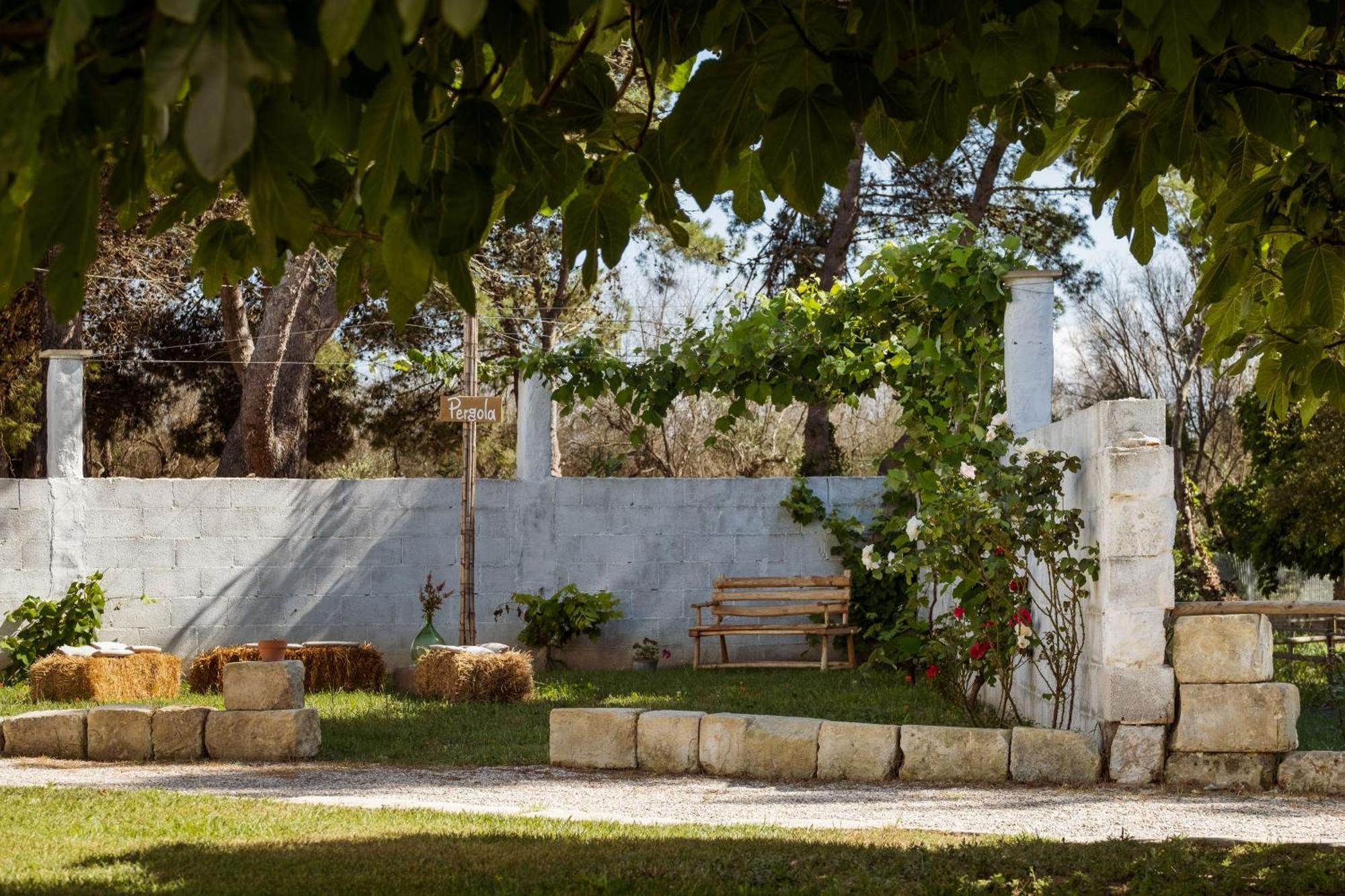 Masseria Rauccio Torre dell'Orso Esterno foto