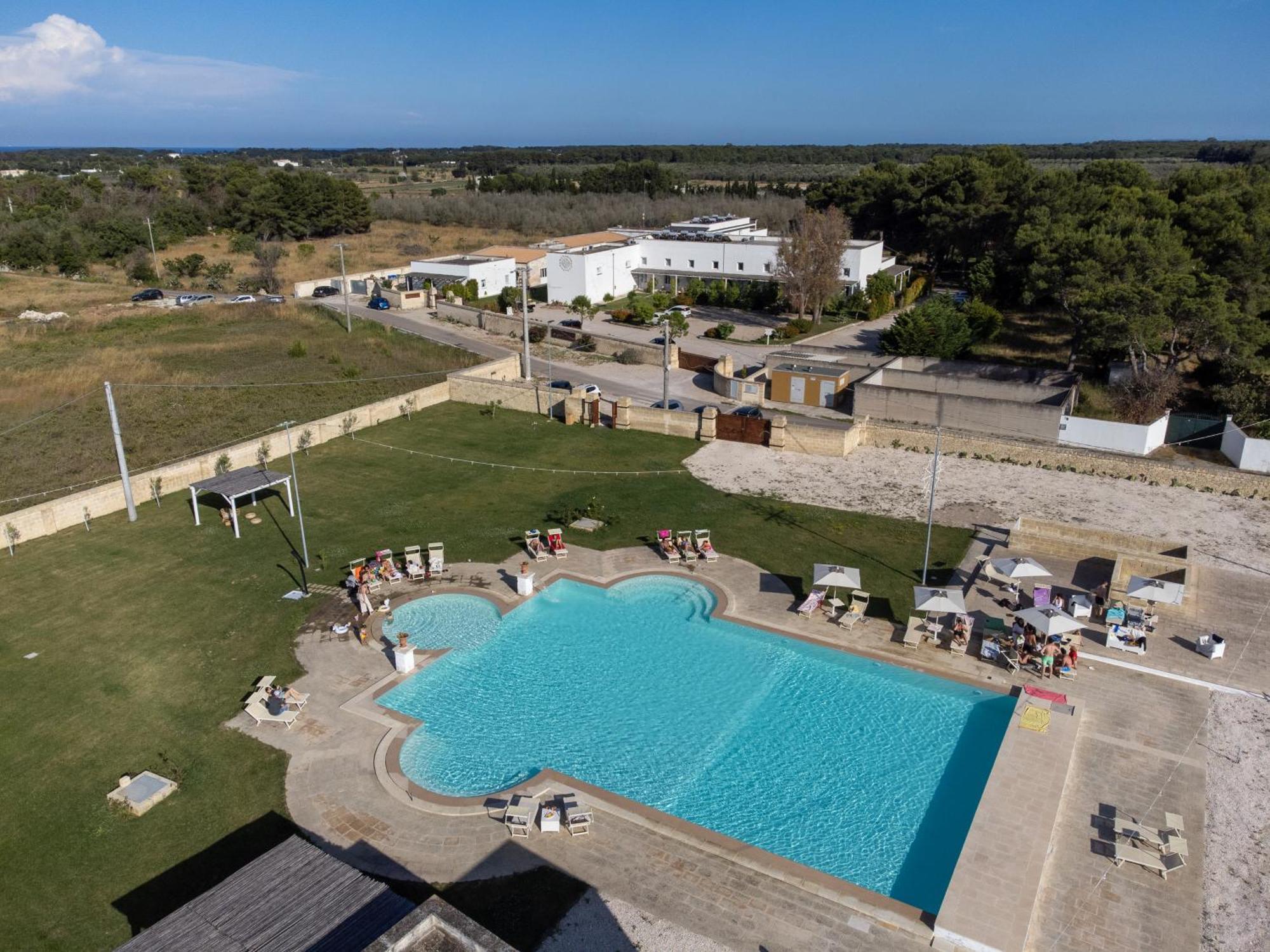 Masseria Rauccio Torre dell'Orso Esterno foto