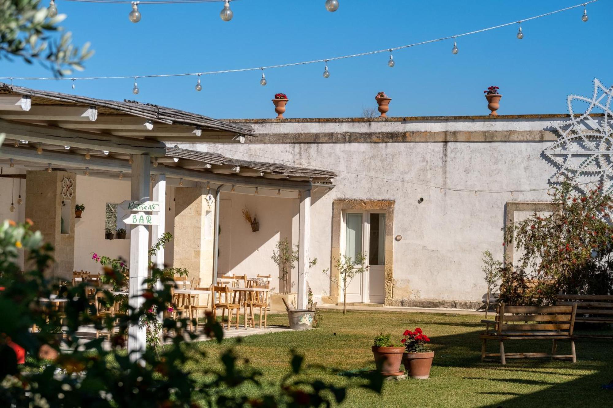 Masseria Rauccio Torre dell'Orso Esterno foto