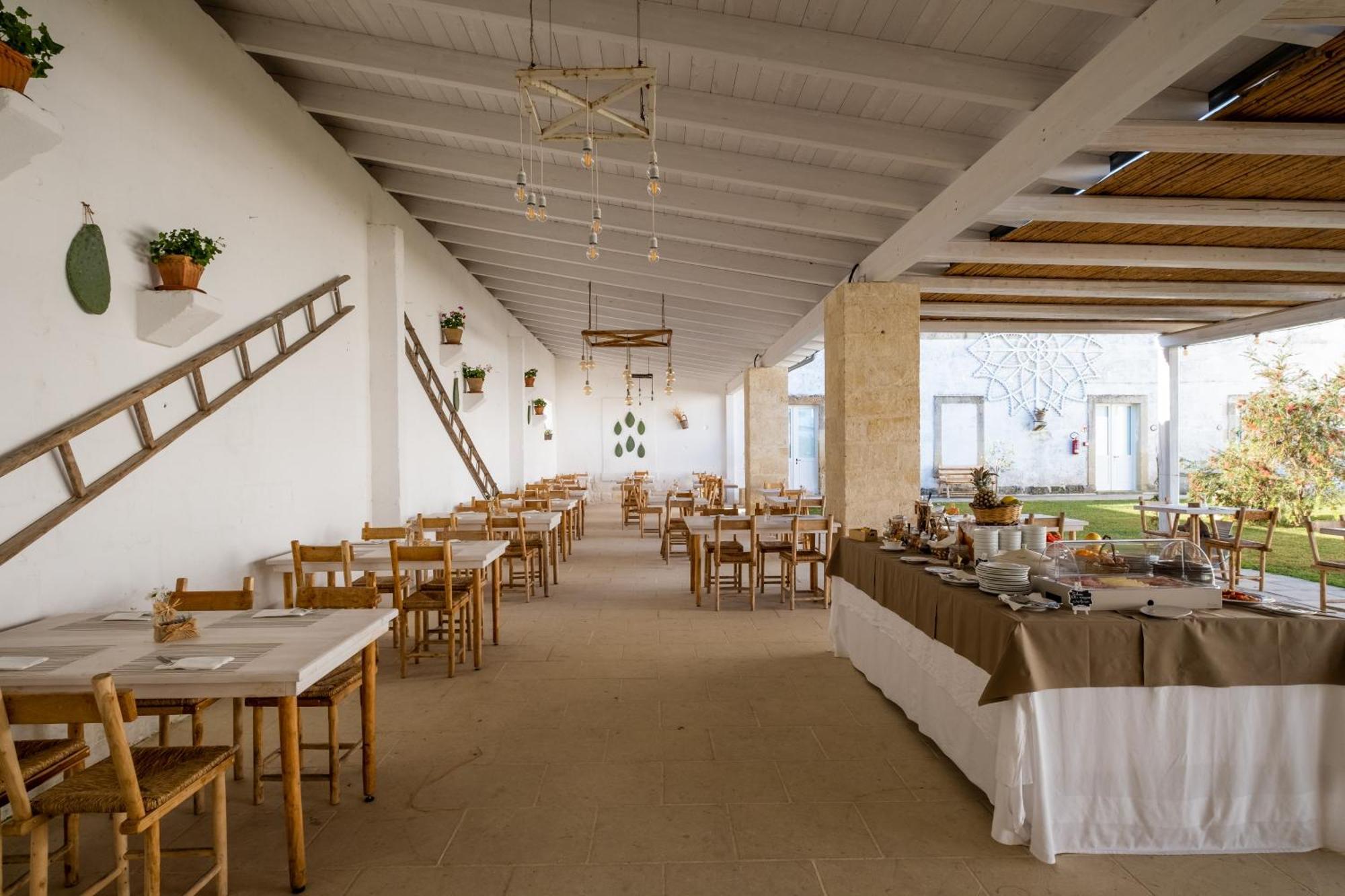 Masseria Rauccio Torre dell'Orso Esterno foto